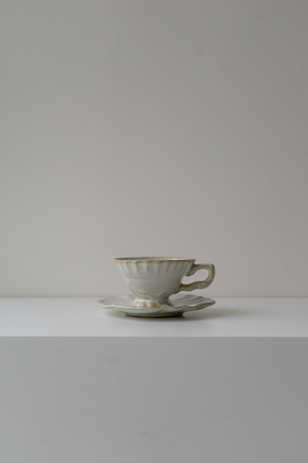 [Yarnnakarn] Tea Cup &amp; Saucer